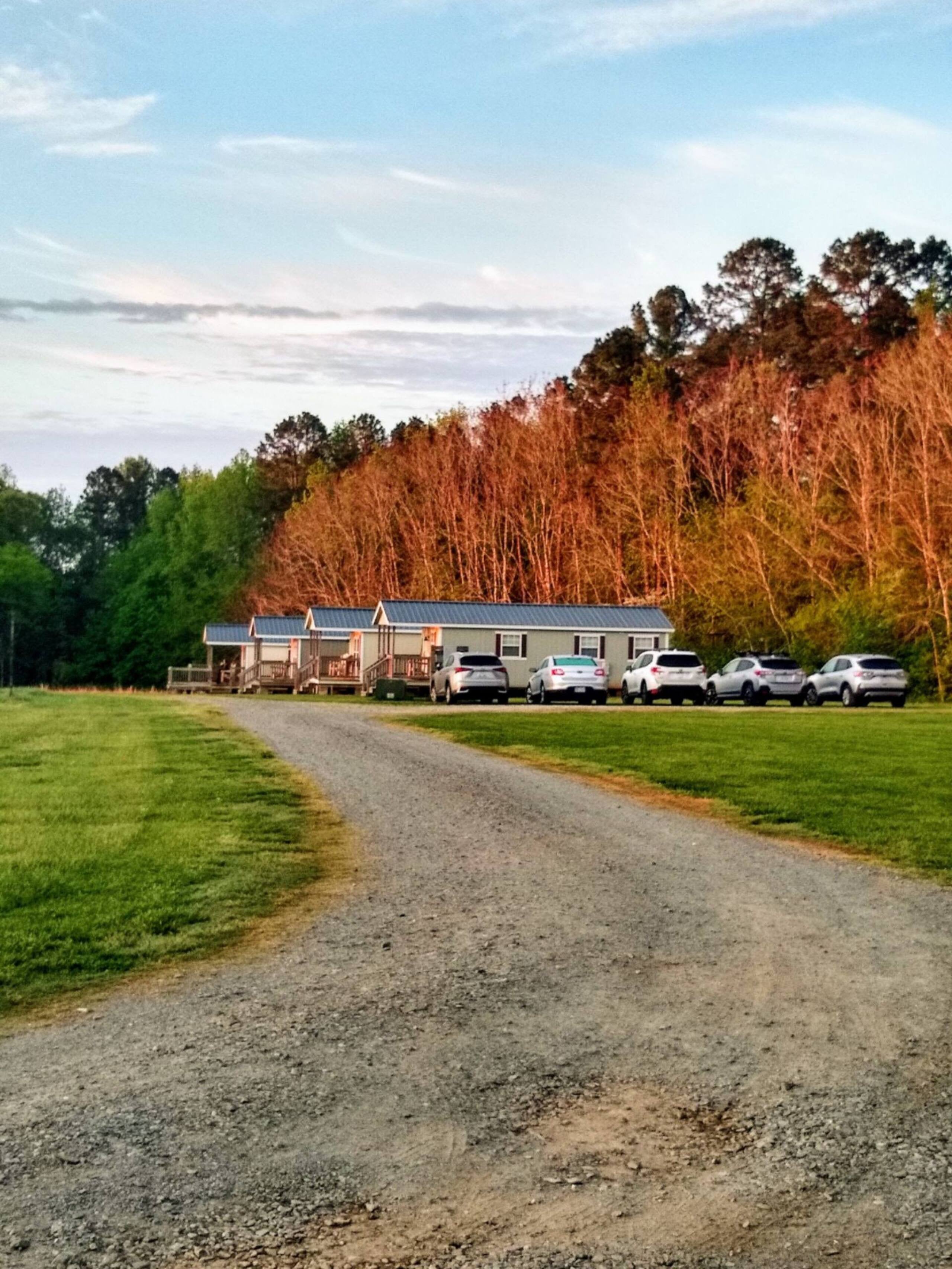 The drive up to TerraStay Farm-Stay Cabins